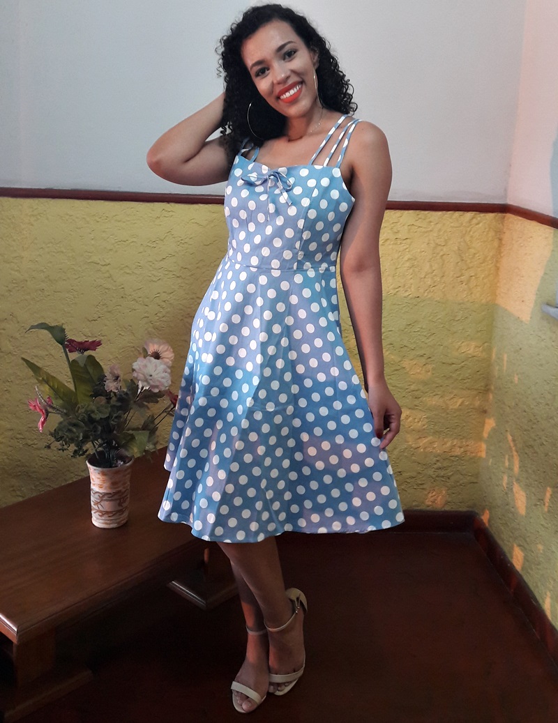 Usando Vestidos vintage da DressLily  A primavera está no ar