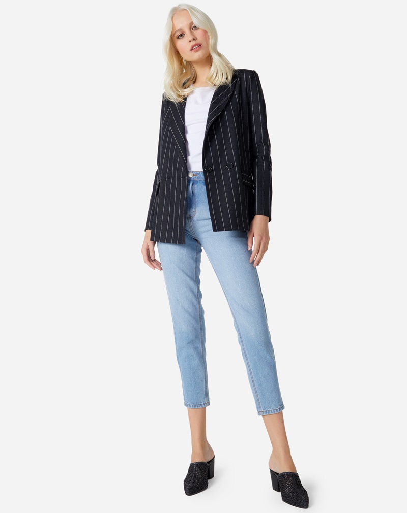 Girl Boss um blazer para cada dia da semana