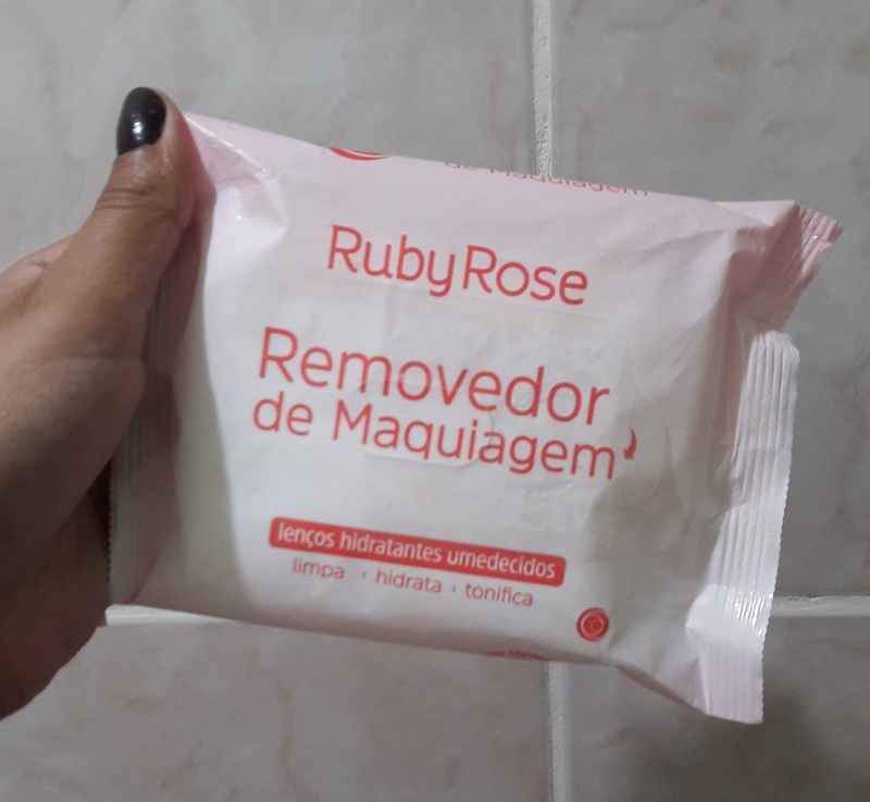 Lenço removedor de maquiagem  Ruby Rose