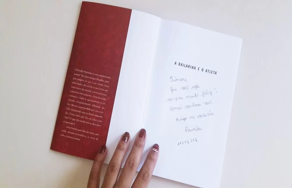 Livro  a Bailarina e o Atleta