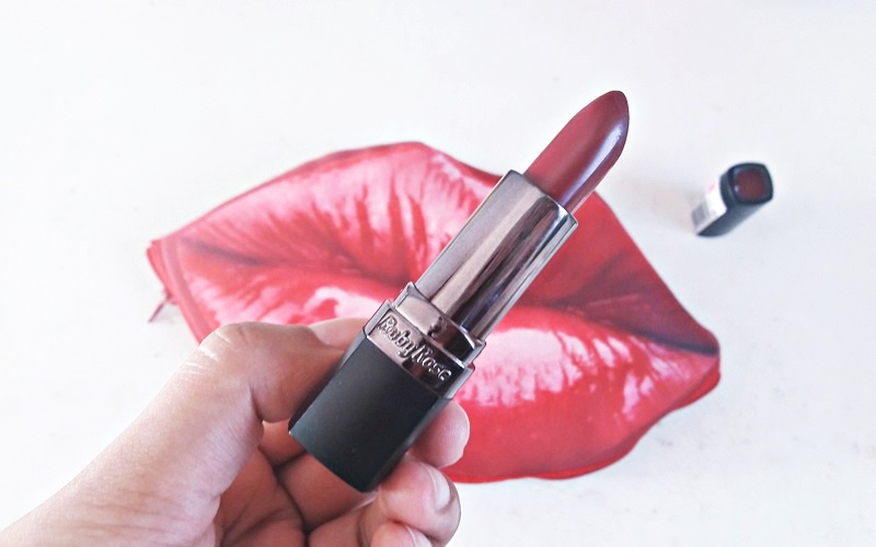 BATOM MATTE BORDÔ RUBY ROSE RESENHA