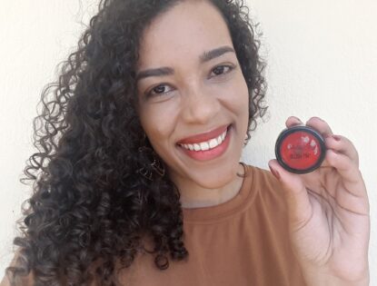 Blush Tint Vult Resenha Alta pigmentação e efeito natural