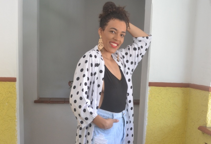 Looks casuais 4 maneiras de usar kimono com estampa poá SHORT GODÊ