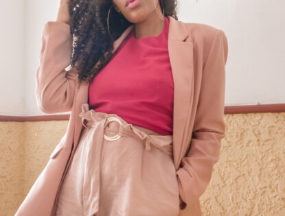 Girlboss look de verão maravilhoso blazer e short clochard