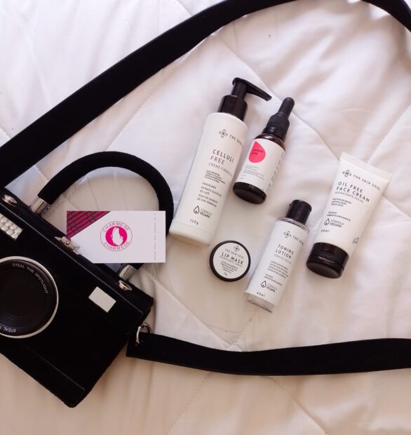Skincare vegano usando produtos The Skin Soul