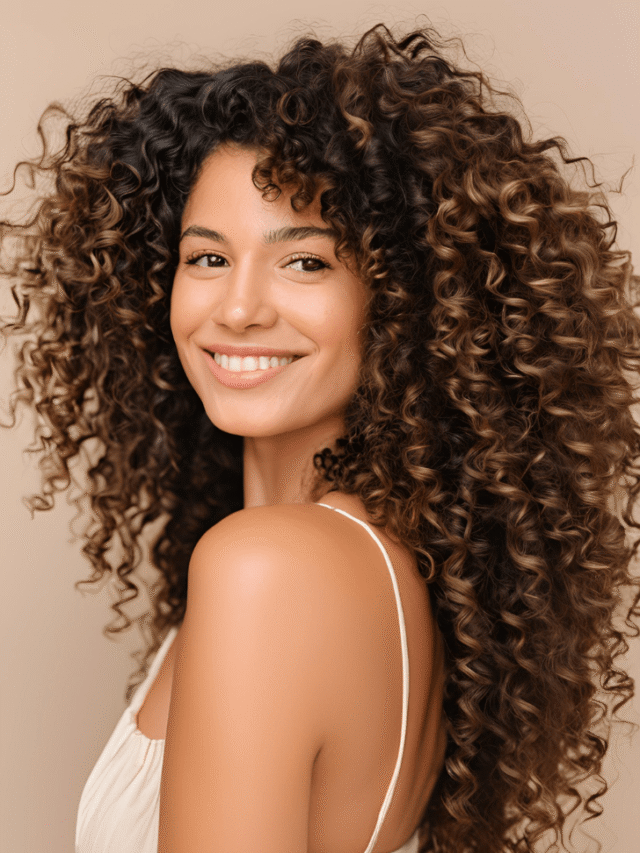 Cabelo de diva em 7 dias: rotina capilar que transformará seus fios