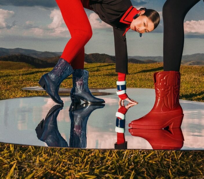 Nova Coleção Melissa clássico Repaginado com Toque Futurista