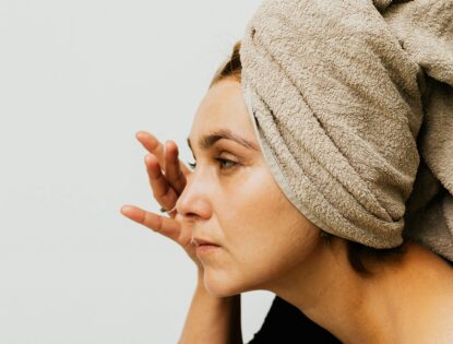 5 erros que envelhecem a sua pele sem você perceber