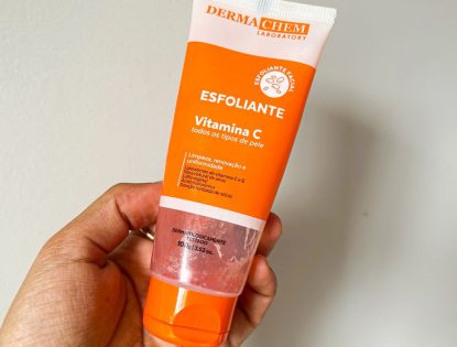 Charmosa testa: Esfoliante de Vitamina C da Dermachem
