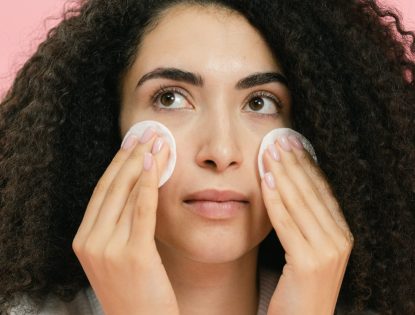 Skin-icing: o que é, benefícios e riscos Dermatologista explica