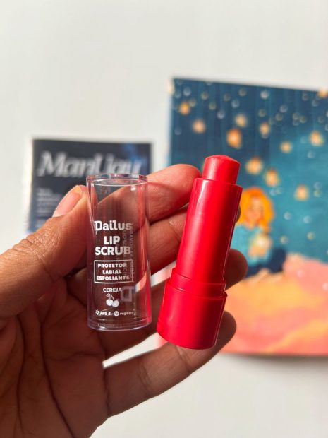 dailus lip scrub