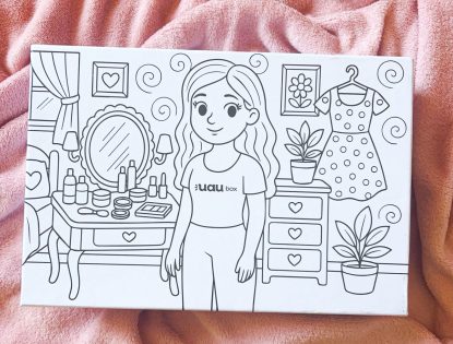 UAUBOX de Agosto une criatividade e autocuidado