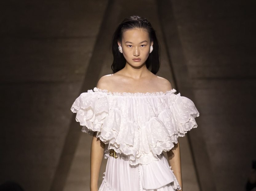 Chloé apresenta sua coleção de verão 2026