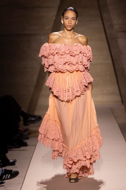 Chloé apresenta sua coleção de verão 2026