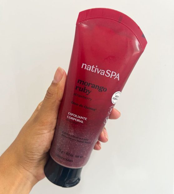 Esfoliante Corporal Nativa Spa Morango Ruby: resenha completa