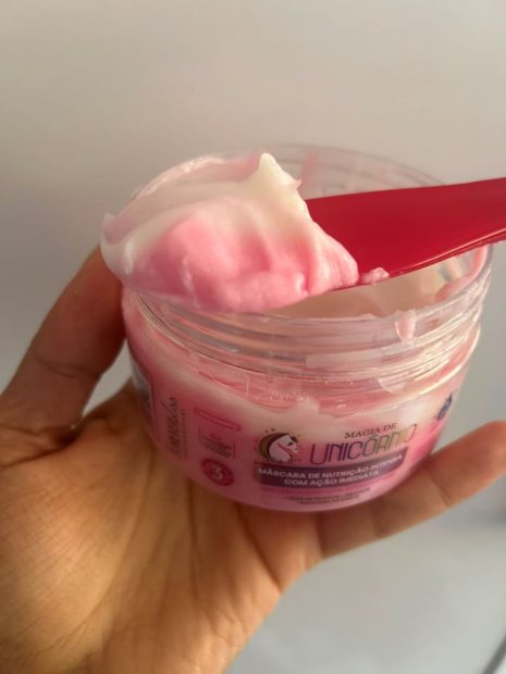 Cabelos ressecados no inverno 5 produtos indispensáveis