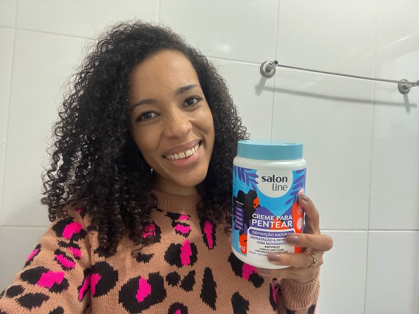 Creme definição natural Salon Line para cachos com movimento