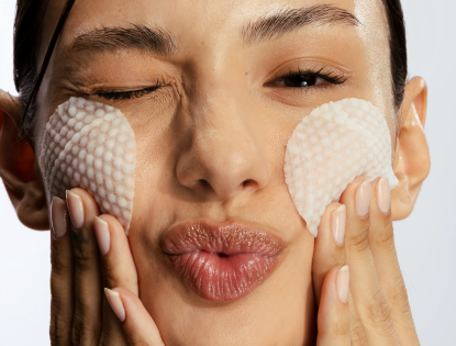 Toner pads: o que é e como usar o produto queridinho do k-beauty