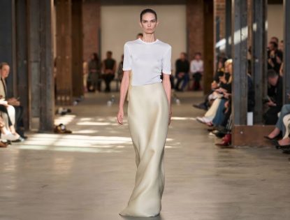 Calvin Klein Primavera 2027: desfile de Veronica Leoni