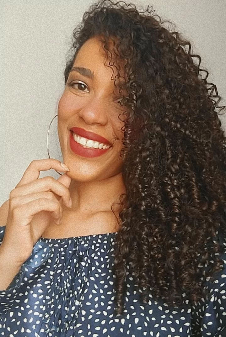 Cachos lindos e definidos com gelatina super fixação