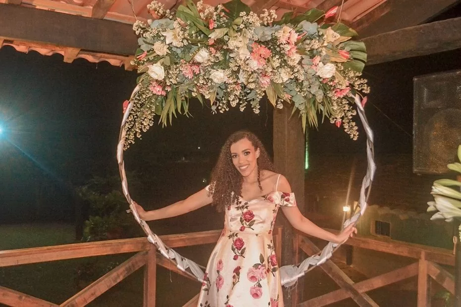 Look perfeito para convidada de casamento a tarde