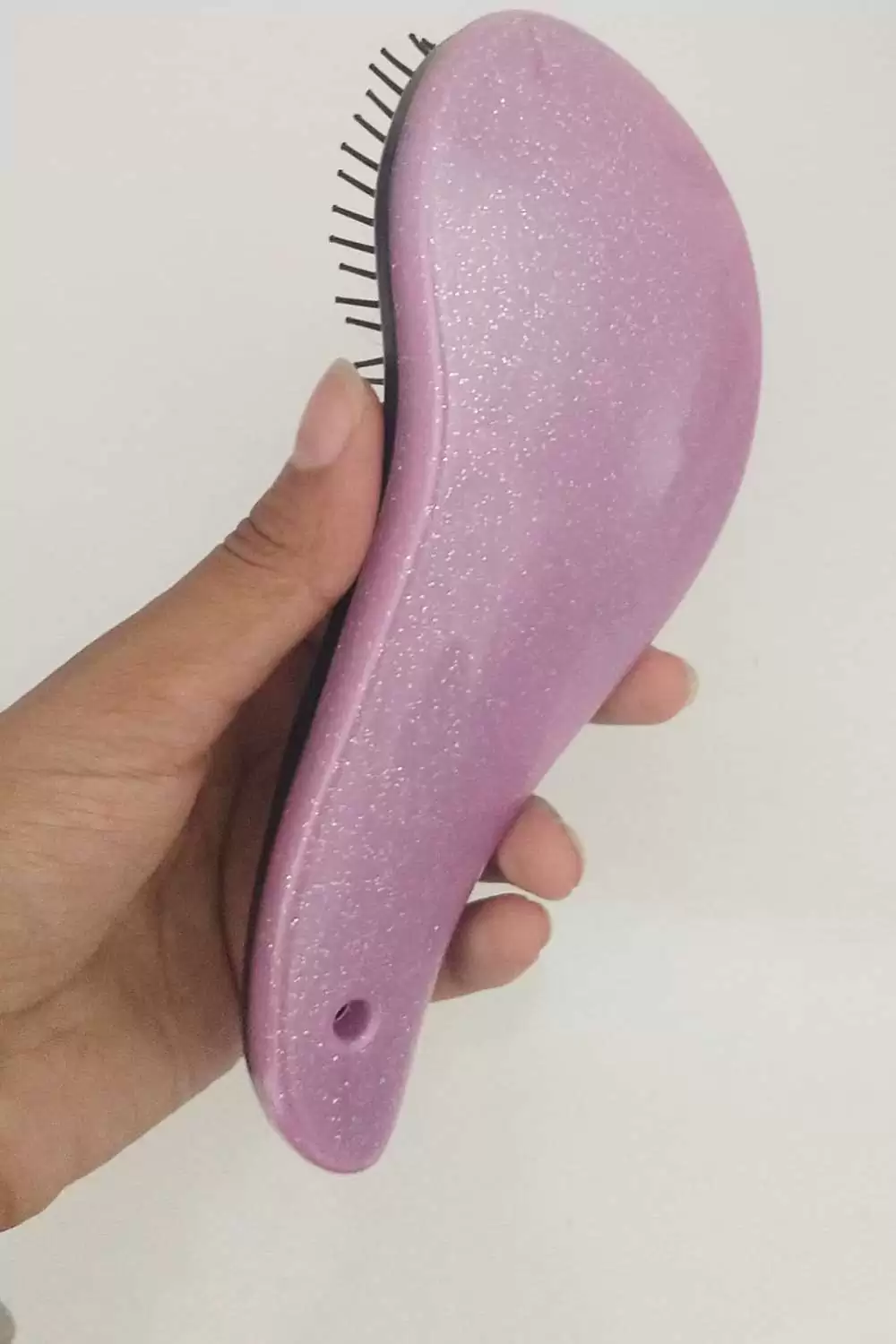 Melhores produtos para desembaraçar os cabelos com facilidade