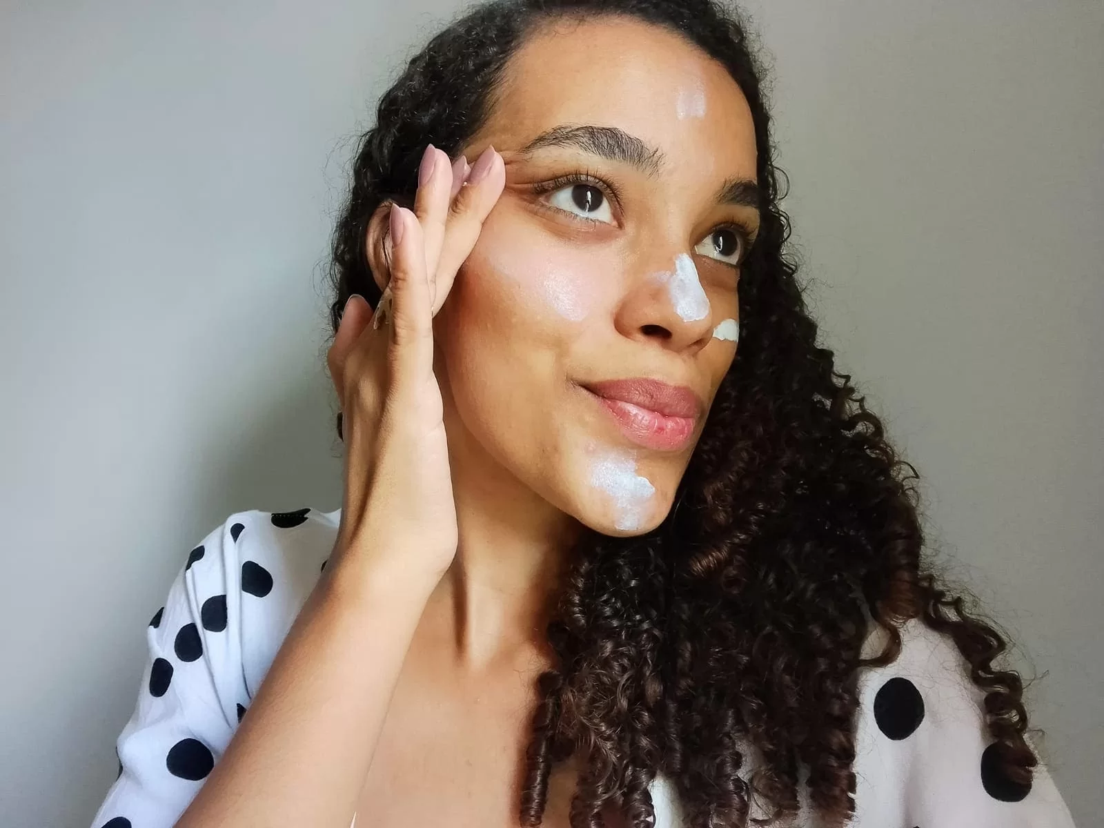 5 benefícios de fazer skin care todo dia
