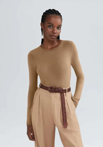 BLUSA NA COR Mocha Mousse 