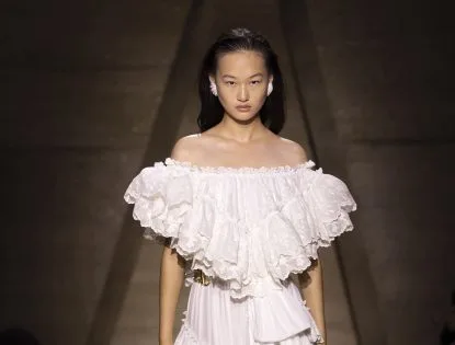 Chloé apresenta sua coleção de verão 2026 Chloé apresenta sua coleção de verão 2026
