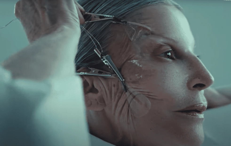 The Ordinary desmonta os mitos da beleza com sua ‘tabela periódica’ de buzzwords