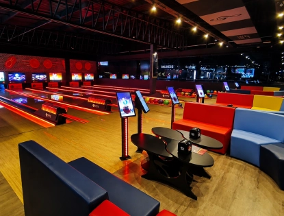 Boliche e gastronomia americana no Sider shopping: Rock & Ribs